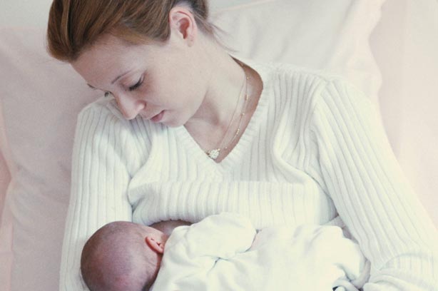 Mastitis breastfeeding newborn baby