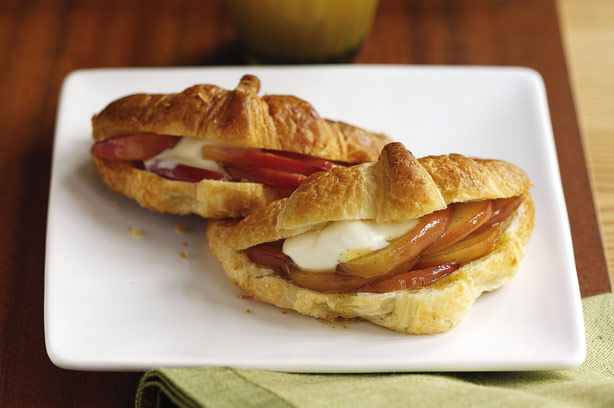 Vanilla Apple Croissants