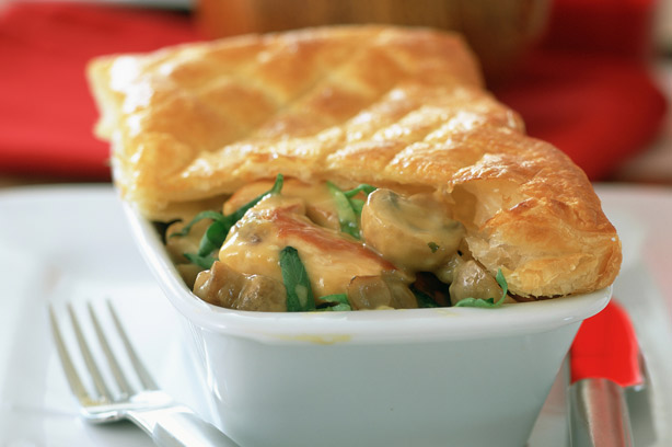 Chicken and tarragon pie Chicken and tarragon pie