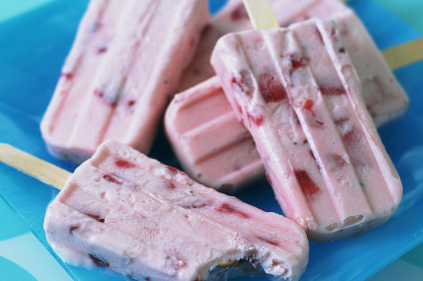 Milky Strawberry Sticks Milky Strawberry Sticks