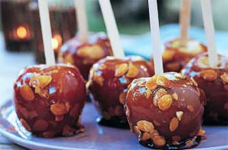Nutty Caramel Apples