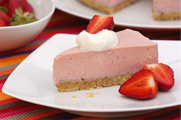 Strawberry Yoghurt Mousse Cake Strawberry Yoghurt Mousse Cake