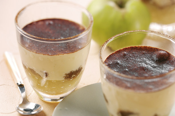 Bramley and cinnamon tiramisu