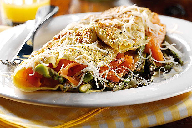 Smoked Salmon and Asparagus Omlette