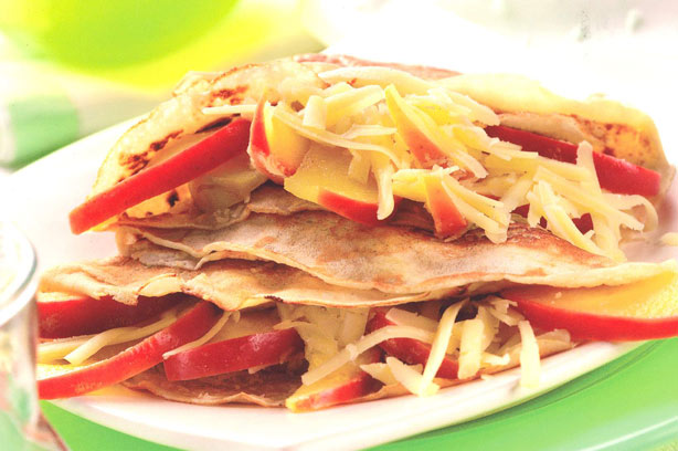 Cheese apple pancakes