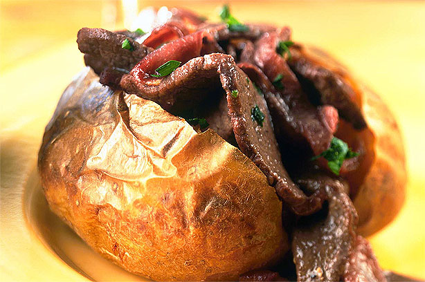 Steak and onion jacket potatoes