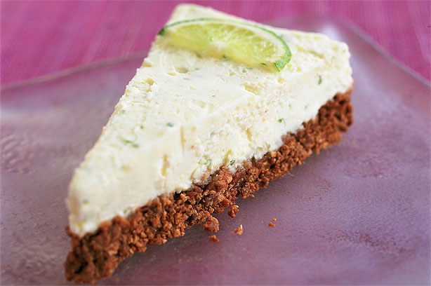 Kit-Kat Crunch Cheesecake