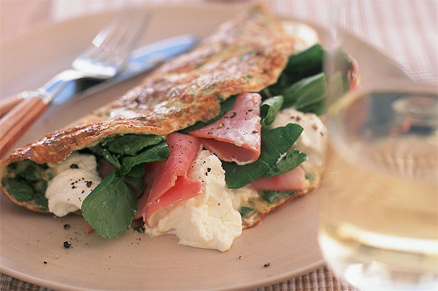 Smoked Ham and Cream Cheese Omlette Smoked Ham and Cream Cheese Omlette