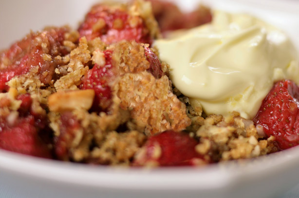 Strawberry crumble