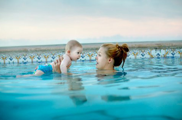 Activities for you and baby swimming