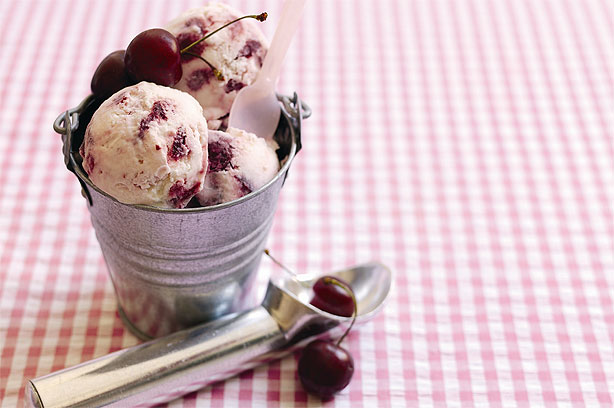 Cherry Yoghurt Ice Cream Cherry Yoghurt Ice Cream