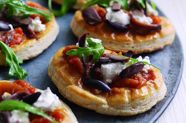 Goast Cheese Mini Pizza Pizzas