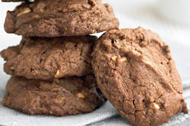 Peanut butter and choc cookies