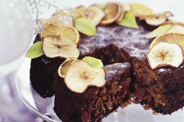 40 Christmas cake ideas - Dairy-free Christmas cake - goodtoknow