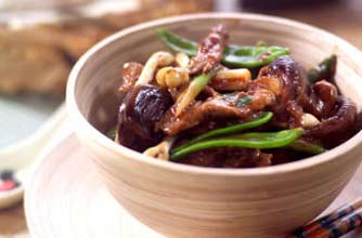 Chinese beef with mushrooms stir-fry