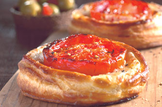 Quick tomato tartlets
