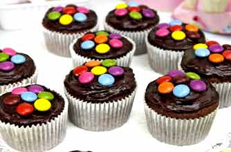 Chocolate caramel cupcakes