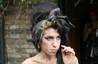 Amy Winehouse has been diagnosed with emphysema