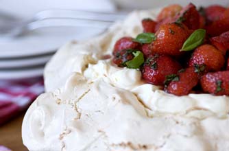 Strawberry pavlova