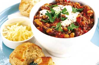 Chilli bean con carne with cheesy scones