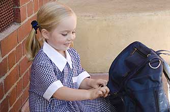 girl in school uniform_PL
