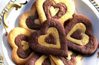 Mary Berry's heart-biscuits