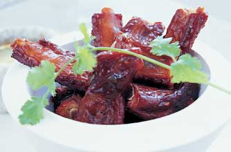 Ken Hom's chilli pork spare ribs