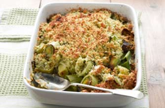 Leek and cheese crumble