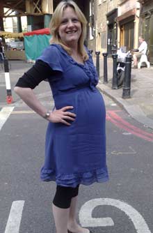 Anna at 35 weeks pregnant