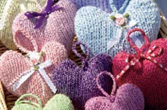 Valentine's Day craft knitting pattern