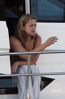 Celebrities smoking - Charlotte Church Celebrities smoking - Charlotte Church