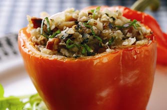 Baked peppers with oaty nut stuffing Baked peppers with oaty nut stuffing