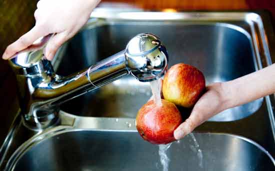 Money-saving tips for mums: Keep food refrigerated Money-saving tips for mums: Keep food refrigerated