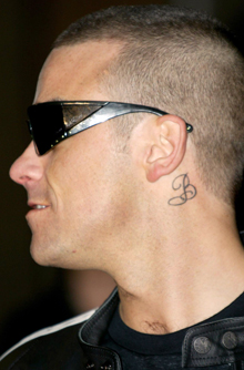 Robbie Williams, celebrity tattoo, tattoo Robbie Williams, celebrity tattoo, tattoo