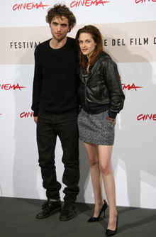 Robert Pattinson and Kristen Stewart Robert Pattinson and Kristen Stewart