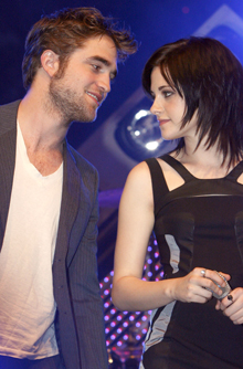 Robert Pattinson and Kristen Stewart Robert Pattinson and Kristen Stewart