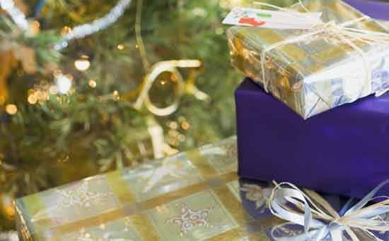 Money saving tips for mums: Secret santa Money saving tips for mums: Secret santa