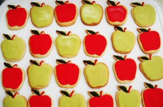 Victoria Threader's apple-shaped cookies recipe