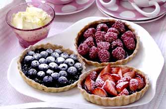 fresh berry tarts