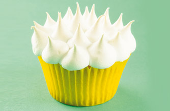 Meringue cupcake