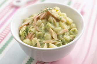 Annabel Karmel's pasta shells with salmon and broccoli Annabel Karmel's pasta shells with salmon and broccoli