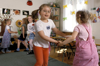 Kids Party Games: Musical statues