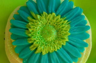 Angie Davidson's flower cupcake recipe Angie Davidson's flower cupcake recipe