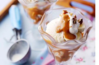 Banoffee sundae with caramel Banoffee sundae with caramel