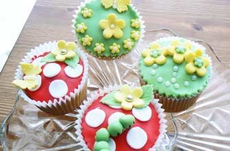 Cheryl Chapman's Bakewell tart cupcakes recipe