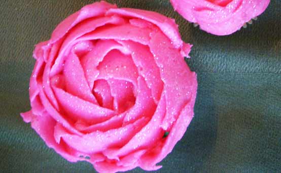 Angie Davidson's sparkly pink flower cupcakes Angie Davidson's sparkly pink flower cupcakes