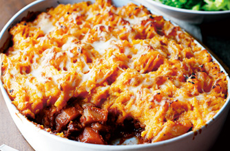 Vegetarian shepherd's pie with sweet potato 