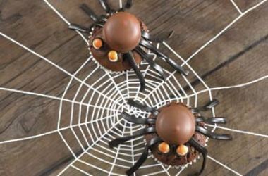 Annabel Karmel's Halloween spiders Annabel Karmel's Halloween spiders