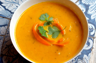 Lisa Faulkner's warming pumpkin soup