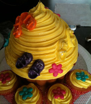 Your giant cupcakes Your giant cupcakes